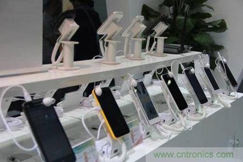 圖2:基于聯芯雙核/四核平臺的多款智能終端機型閃亮登場。