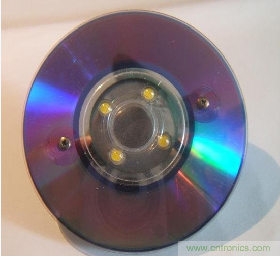 DIY:手工打造智能無線供電臺燈