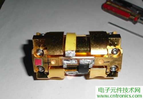 這貨一萬三？50W半導體激光模塊拆解