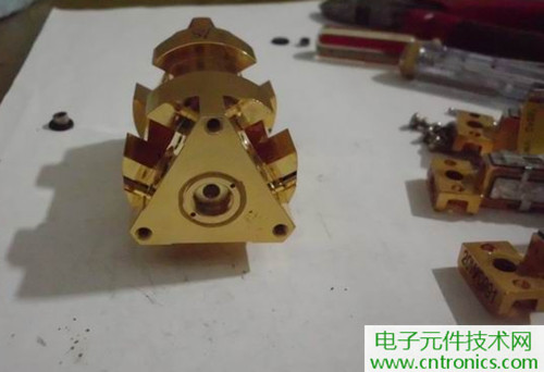 這貨一萬三？50W半導體激光模塊拆解