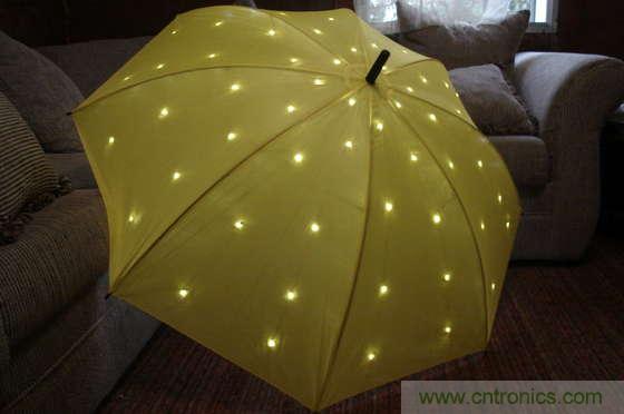 創意DIY！送女朋友的絕妙禮物，LED星光傘！
