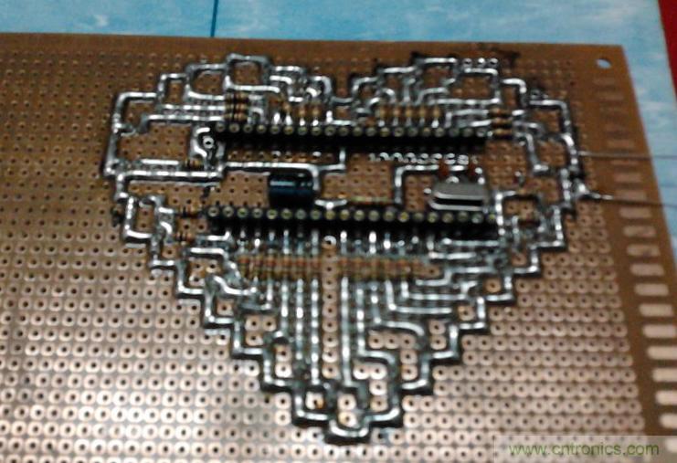 三八節將至！DIY心形LED流水燈！你們懂的~