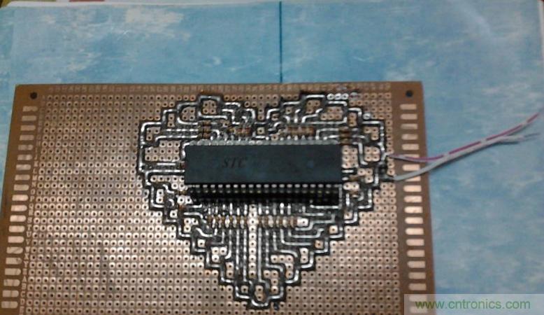 三八節將至！DIY心形LED流水燈！你們懂的~