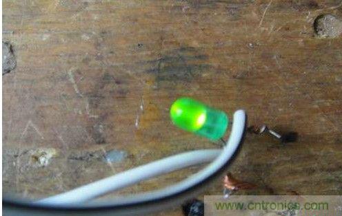 創意DIY！迷你風力發電機！