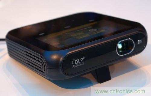 DLP微投掀翻消費電子市場,無屏顯示炙手可熱
