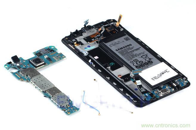 Galaxy Note5拆解，與S系列差距日漸模糊