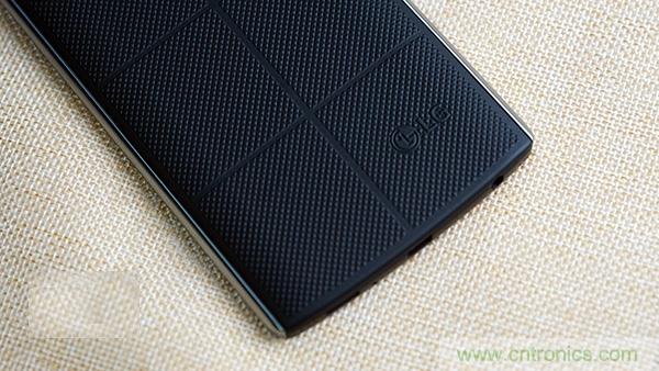 業界良心 LG V10 評測:剛毅、冷峻，不失人性化