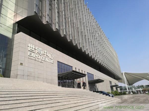 新旗艦Mate 8全評測：橫空出世！能否延續(xù)一機(jī)難求？