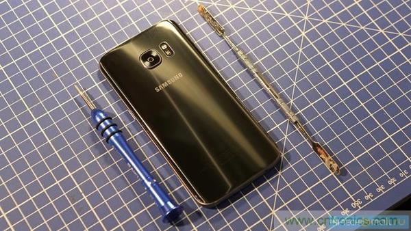 三星S7手機(jī)僅靠粘膠防水，也是沒(méi)&ldquo;sei&rdquo;了！