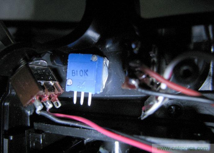 無人機 DIY 制作全過程，酷得不要不要的！