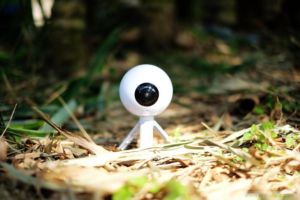 造型神似BB8，讓照片翻滾起來&mdash;&mdash;暴風魔眼