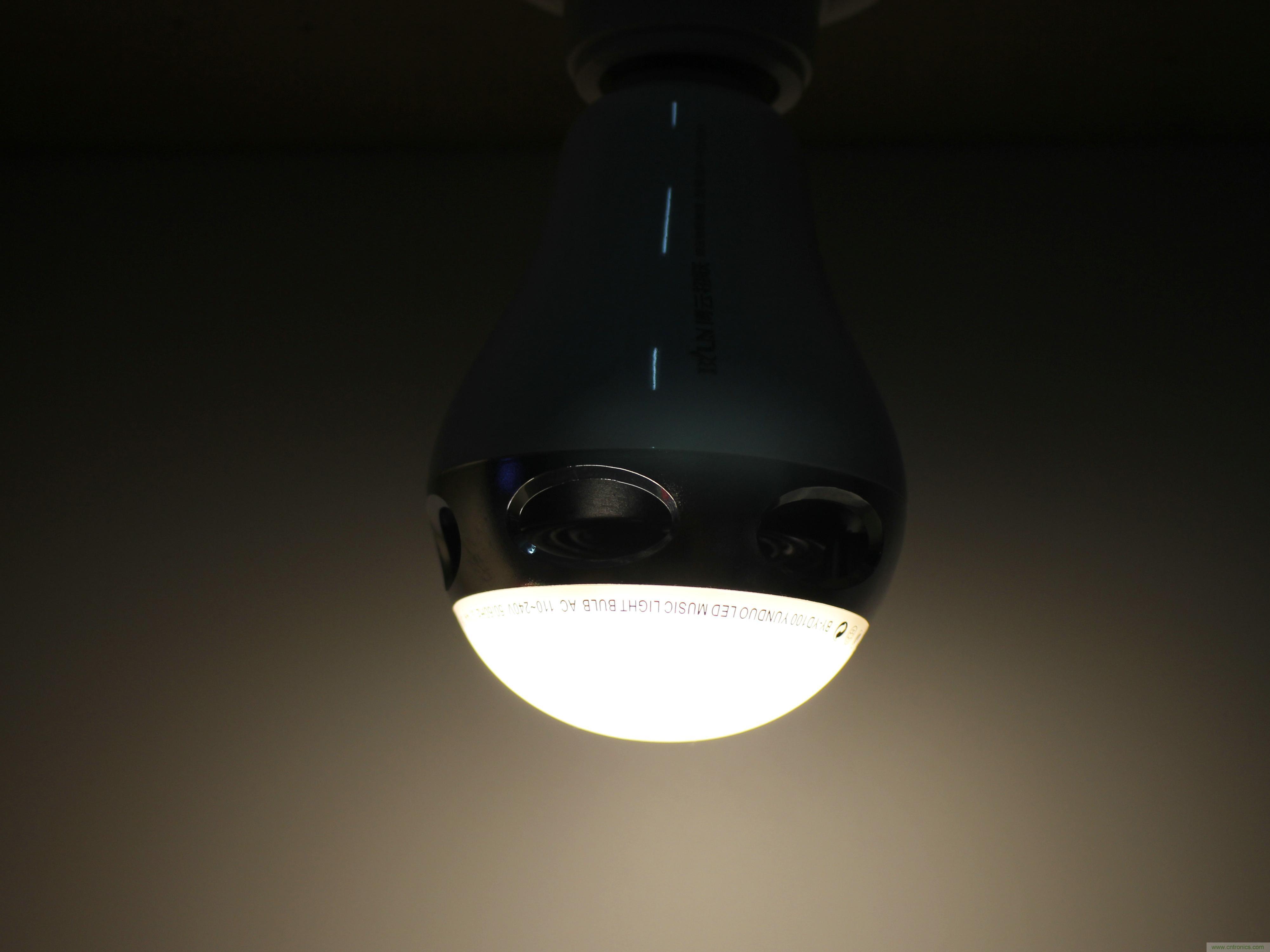 一款會講故事的燈泡,溫馨浪漫有格調