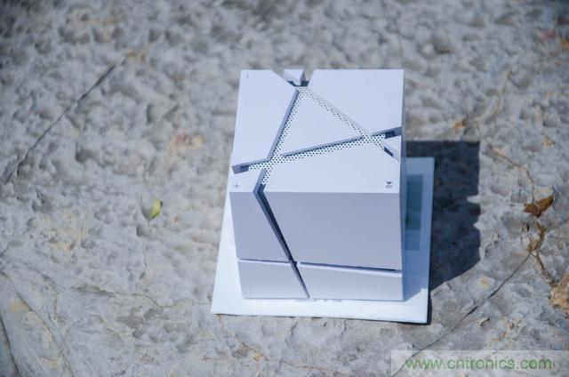 洛斐創意藍牙音箱，光與建筑點綴生活