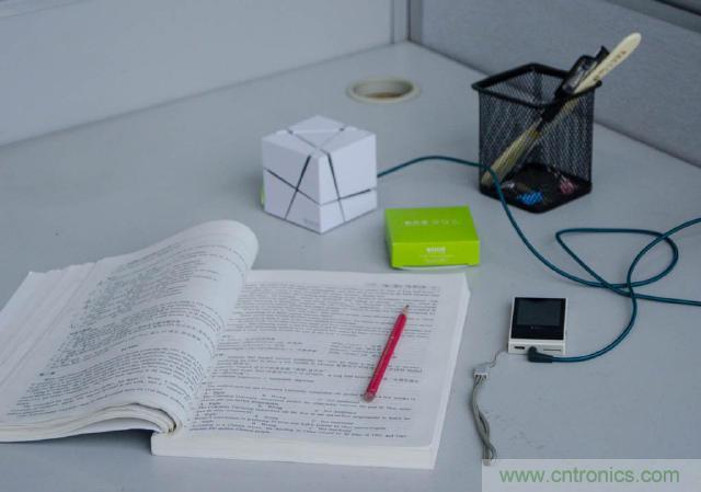 洛斐創意藍牙音箱，光與建筑點綴生活