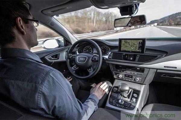 親測：從ADAS到自動駕駛，不同品牌上路表現對比