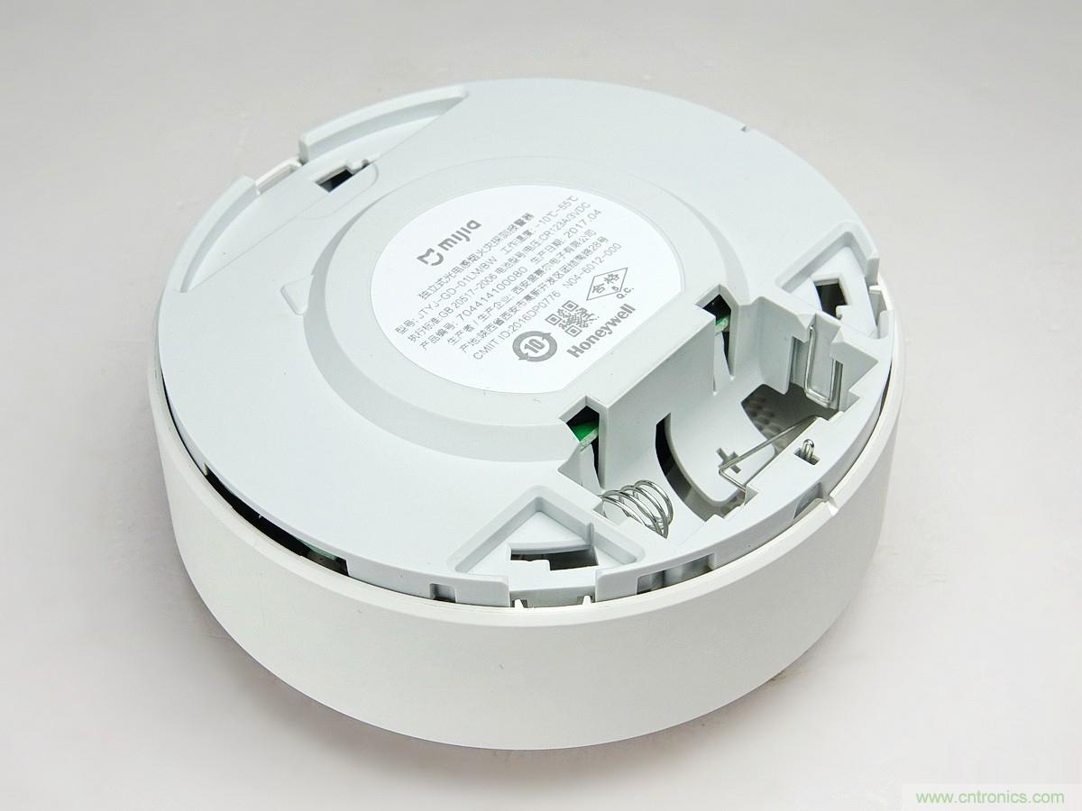 小米煙霧報警器拆解：一顆電池可用五年是如何做到的？