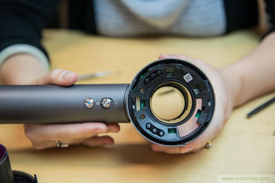 拆解戴森吹風(fēng)機：近三千元的價格貴在哪？