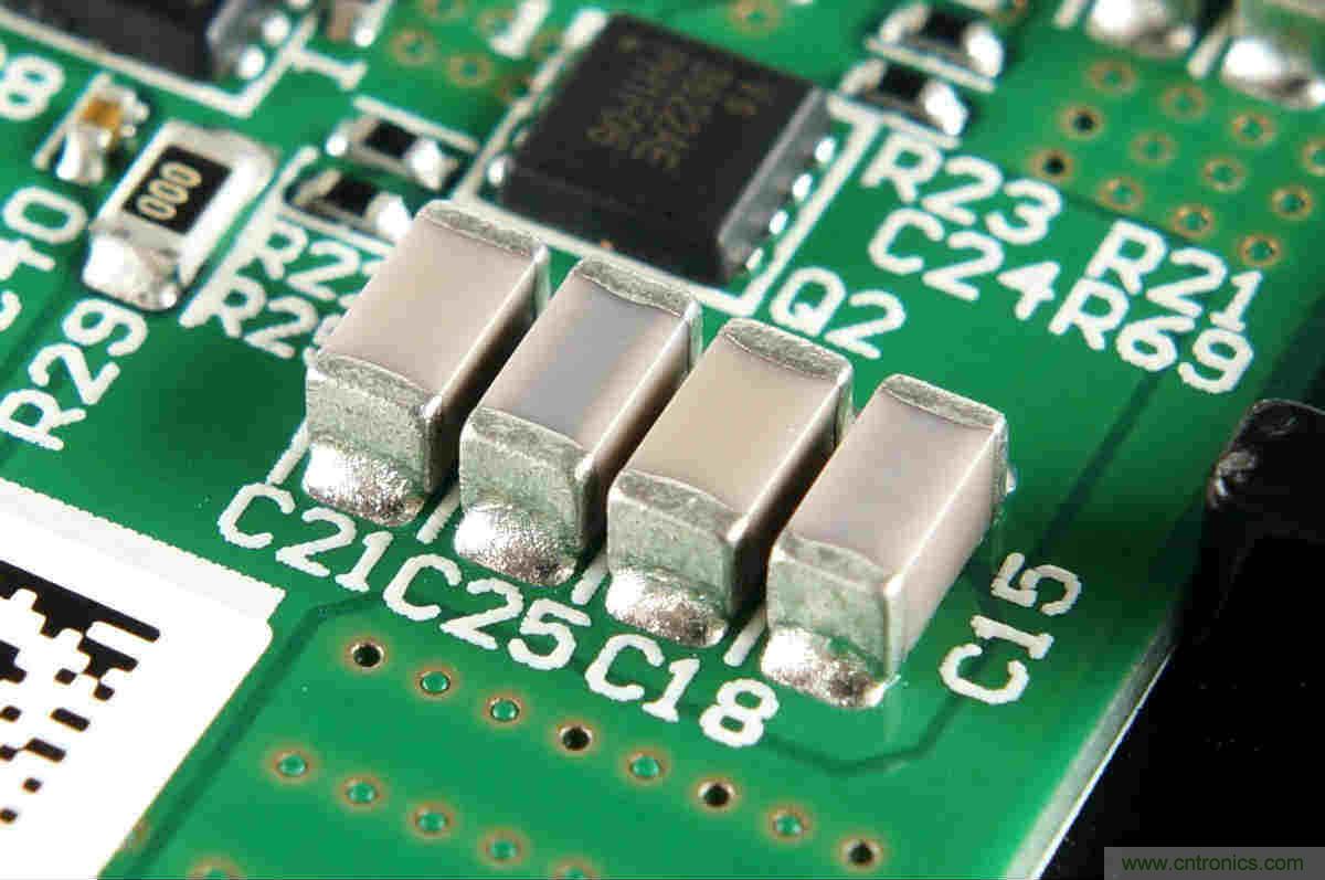 拆解對比:系出同門,小米、紫米無線充電器的差別有多大?