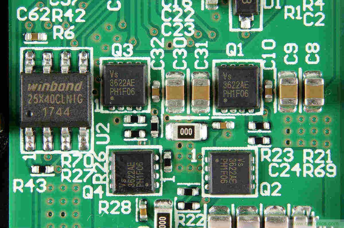 拆解對比:系出同門,小米、紫米無線充電器的差別有多大?