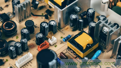 ADC種類(lèi)分不清？技術(shù)指標(biāo)一團(tuán)漿糊？來(lái)看看吧