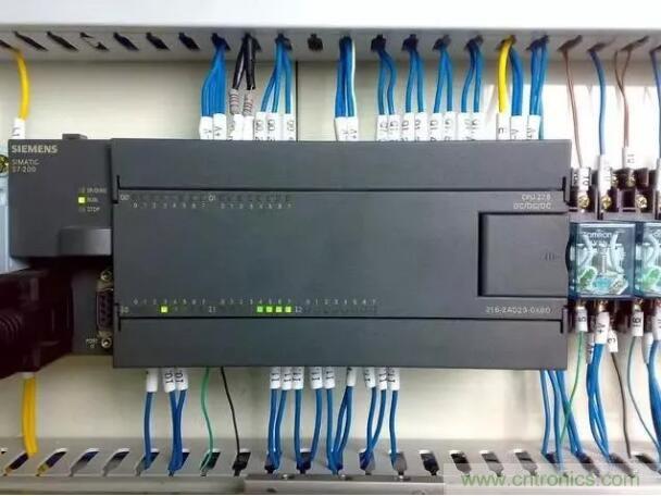 PLC輸入端和輸出端的接線問題 PLC輸入端和輸出端的接線問題