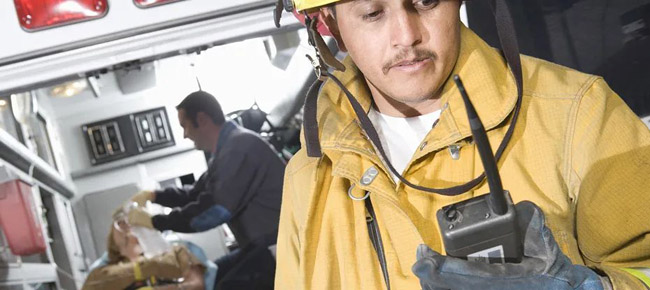 利用先進的電源管理技術(shù)滿足5G通信和數(shù)據(jù)中心應用需求