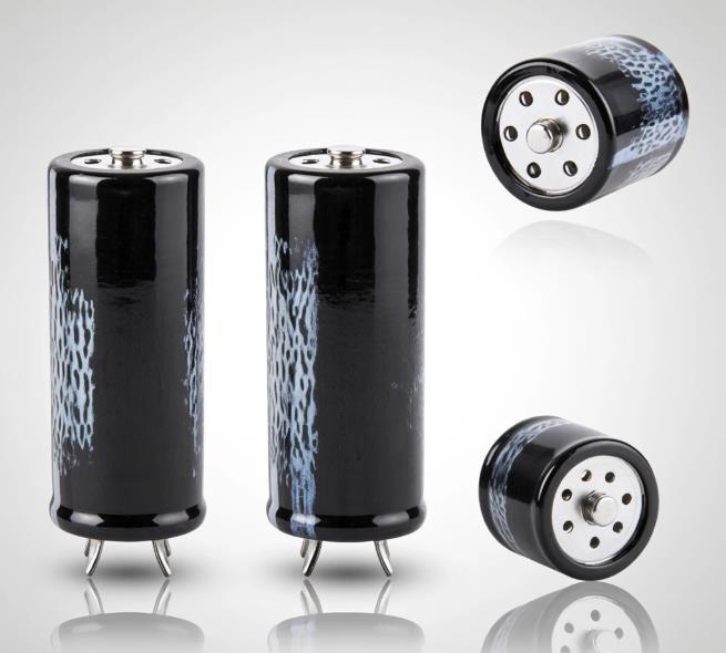 電解電容技術全景解析：從核心原理到國產替代戰(zhàn)略