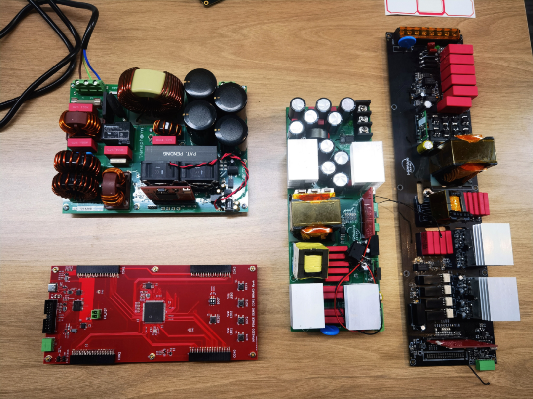 1600W雙路交錯新紀元:無橋圖騰柱TCM_PFC數字電源方案解析 1600W雙路交錯新紀元:無橋圖騰柱TCM_PFC數字電源方案解析